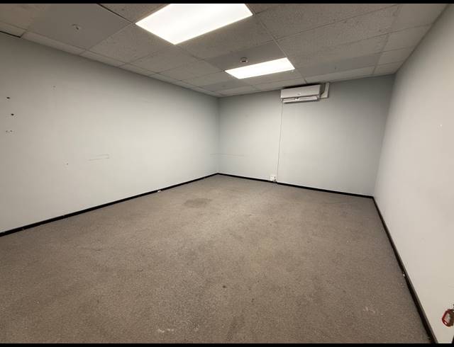 626M² OFFICE TO LET IN ROSEBANK